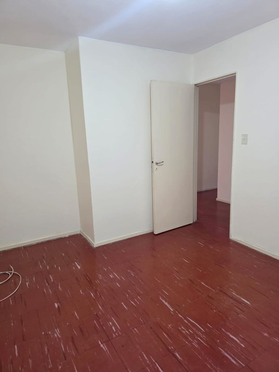 Departamento de 4 Ambientes, Barrio Policial, Padua — foto 11