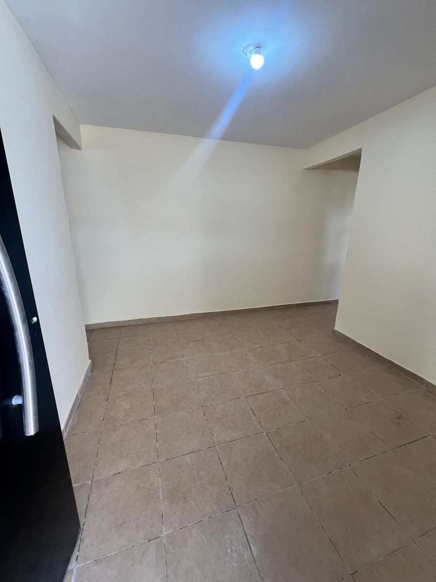 Departamento de dos ambientes en Moreno - 1