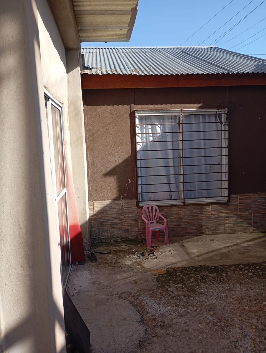 Casa de 5 ambientes Moreno - 2