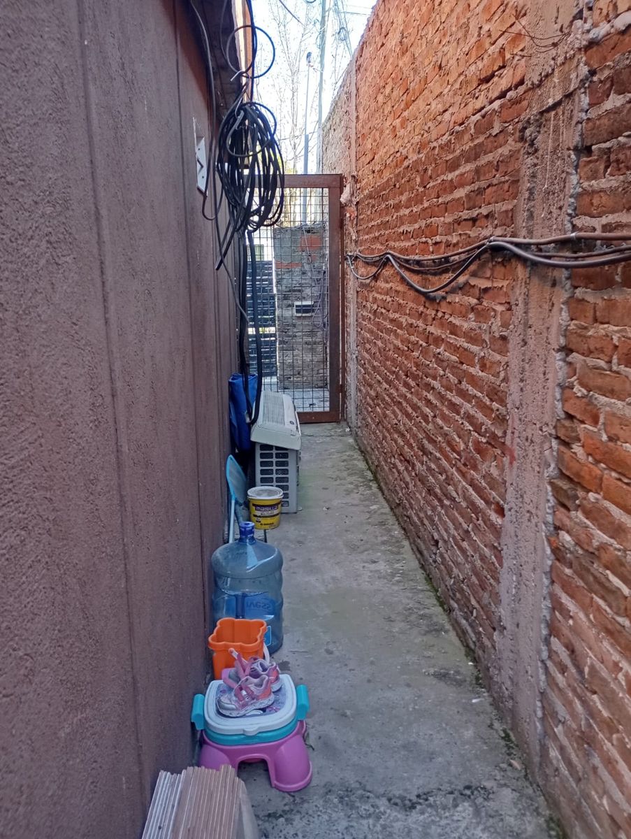 Casa de 5 ambientes Moreno - 18
