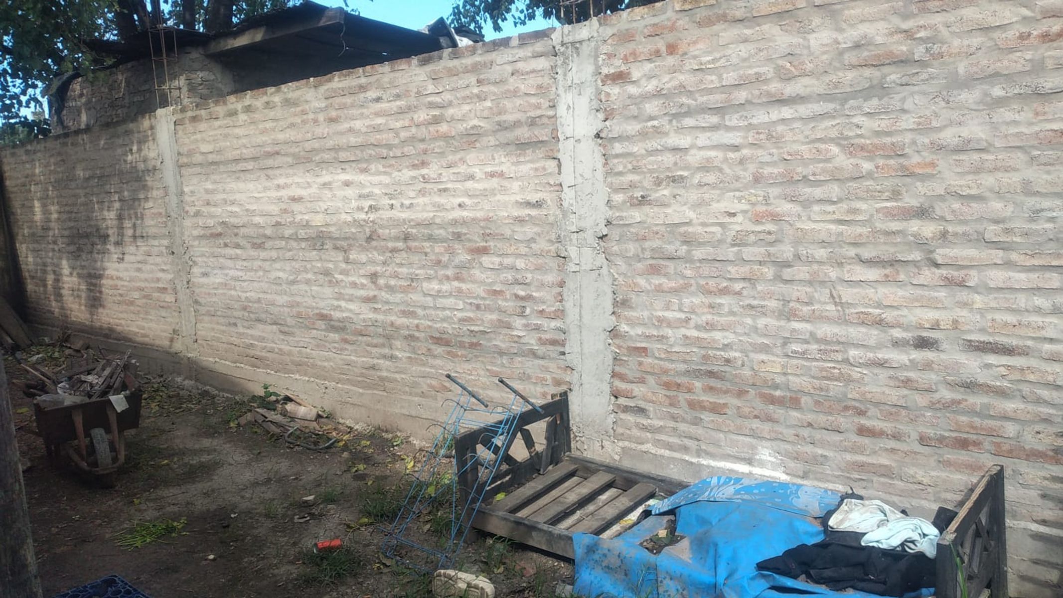 Terreno con edificación a terminar en Libertad, Merlo - 5