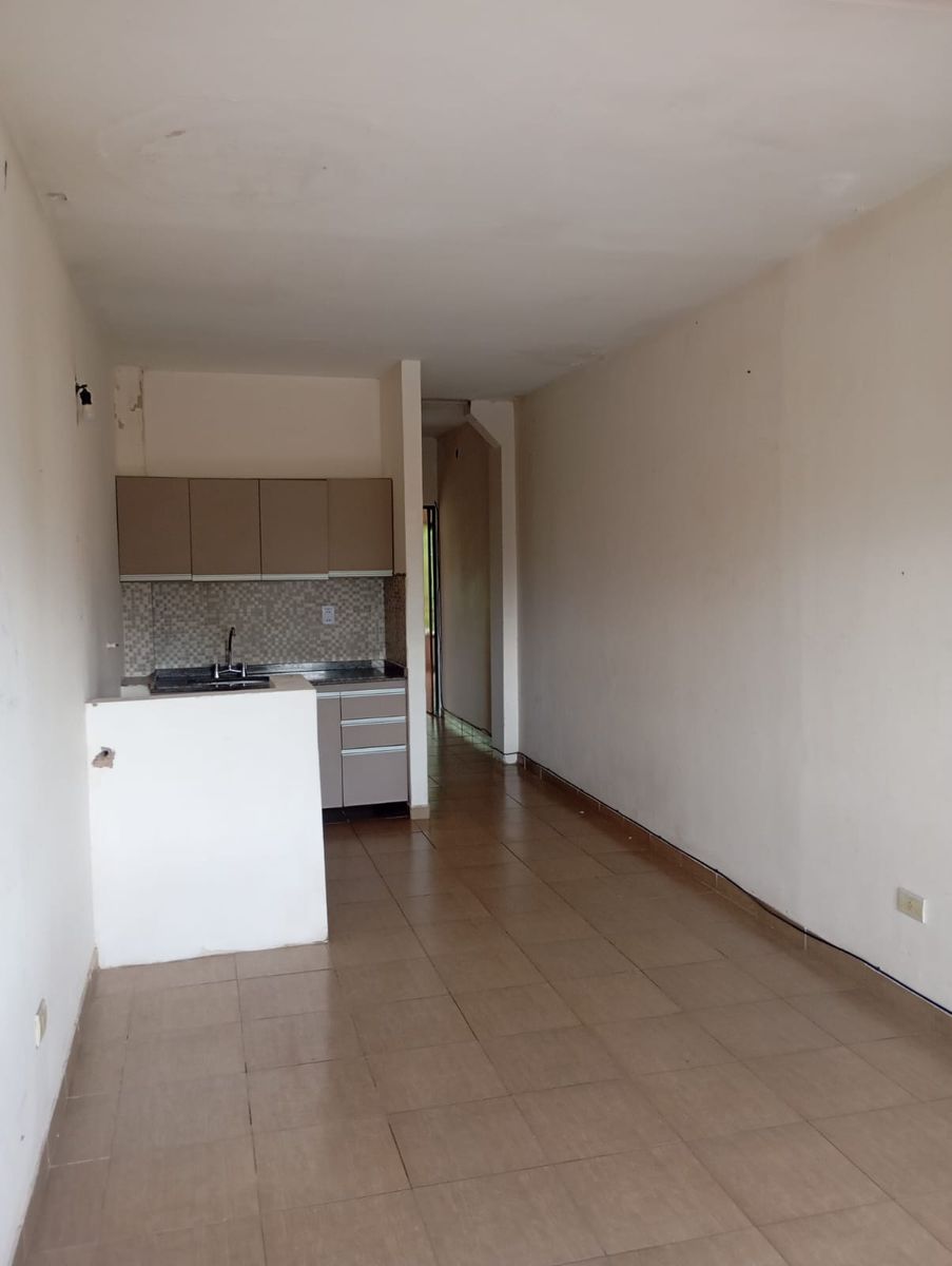 Departamento en primer piso en Ituzaingó Norte - 3
