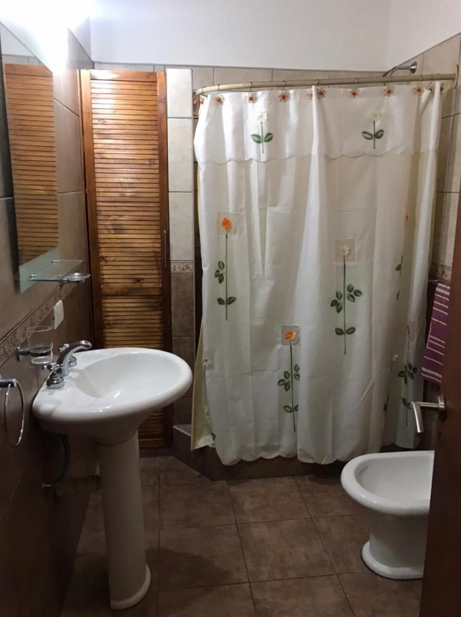 Casa en Monte Hermoso de este para 5 personas - 10