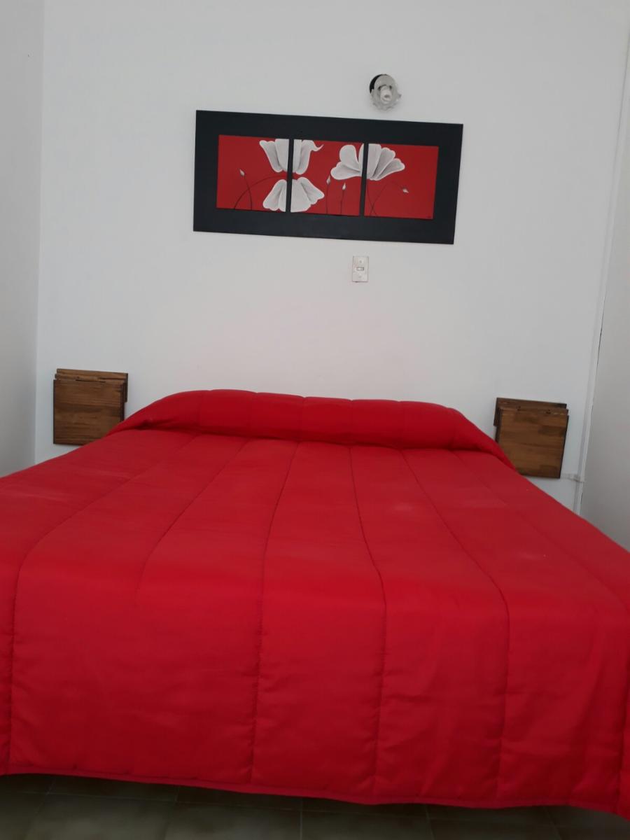 Departamento a metros del mar - 5