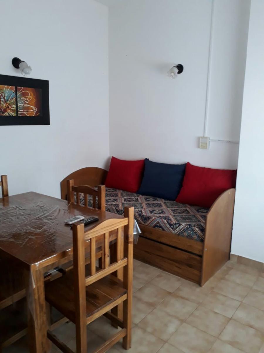 Departamento a metros del mar - 8