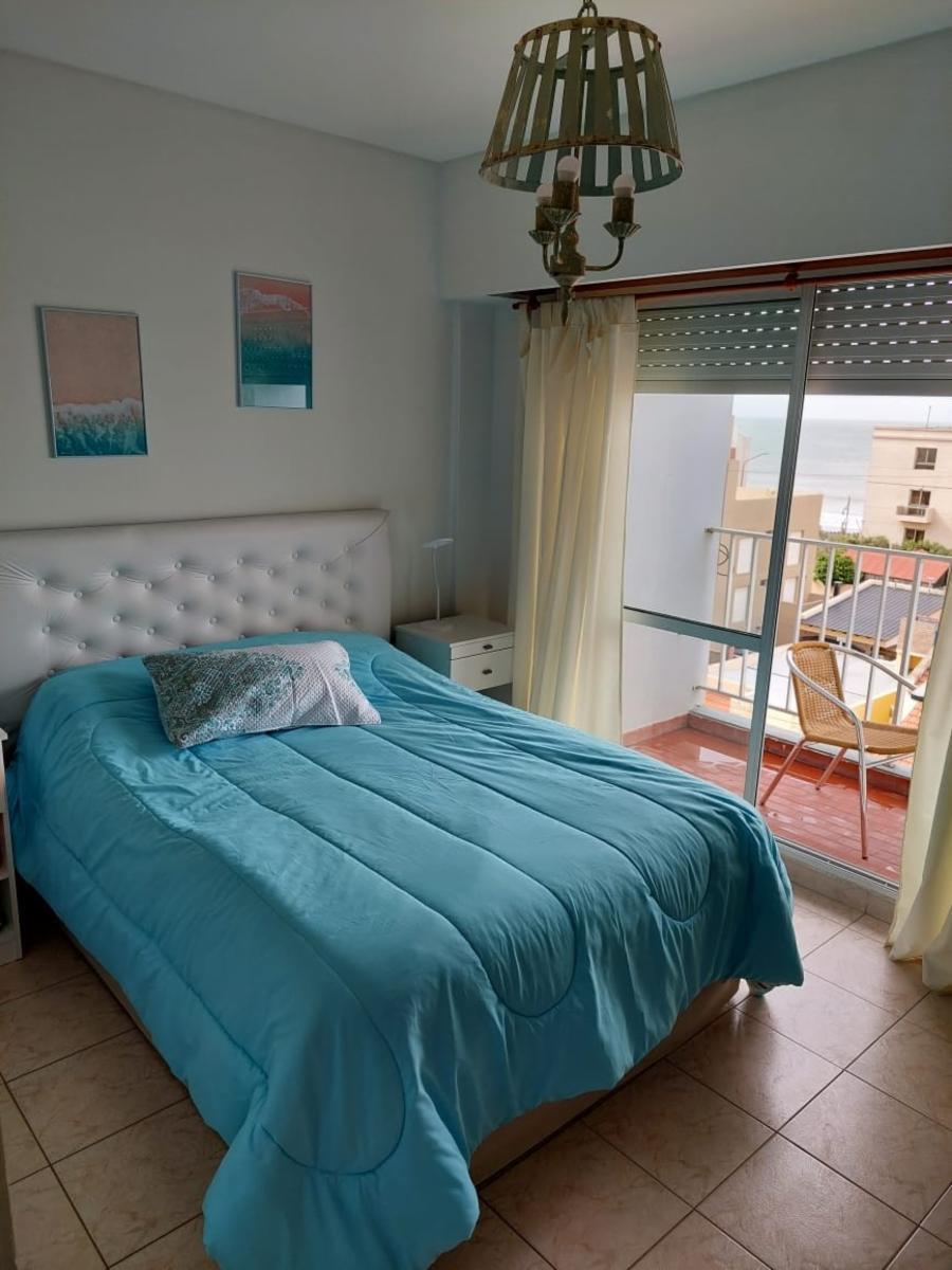 Hermoso departamento a 100 metros del mar, y una cuadra de peatonal Dufaur. - 12