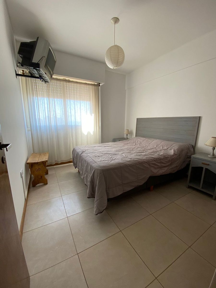 Departamento en pleno centro y a una cuadra del mar, para 6 personas. - 9