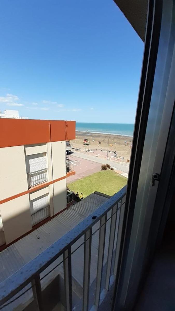 Departamento Frente al Mar — foto 7