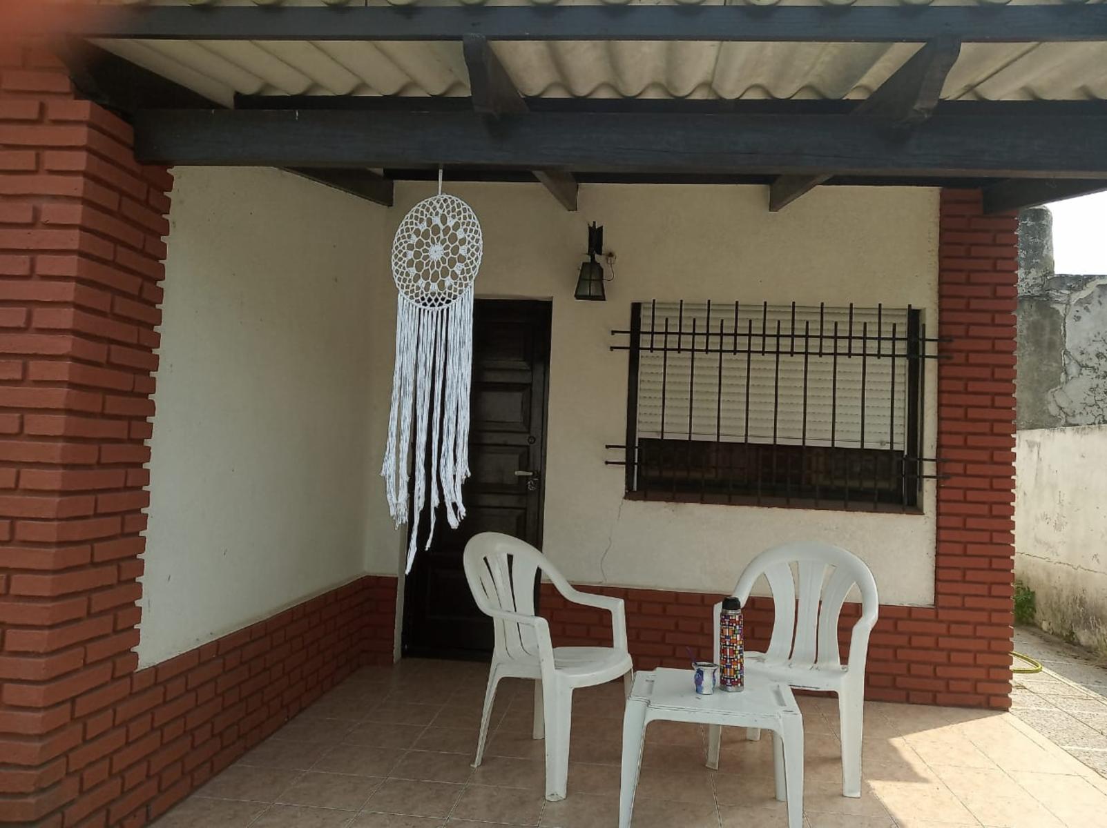 Casa Sobre avenida Sansot - 1