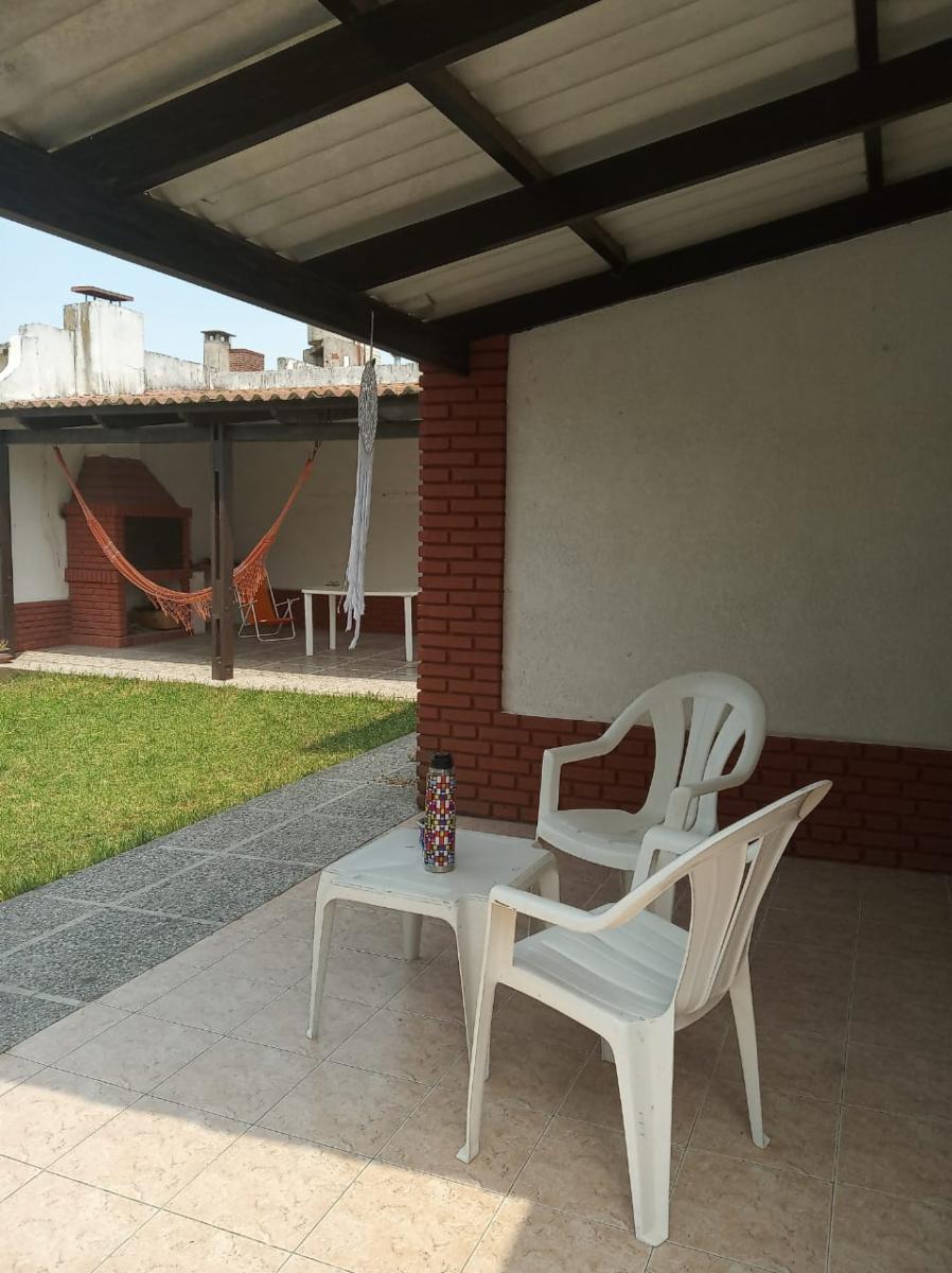 Casa Sobre avenida Sansot - 2