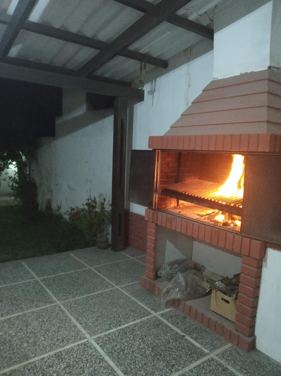 Casa Sobre avenida Sansot - 3