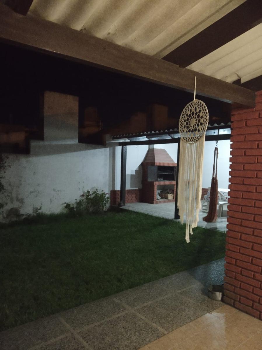 Casa Sobre avenida Sansot - 4