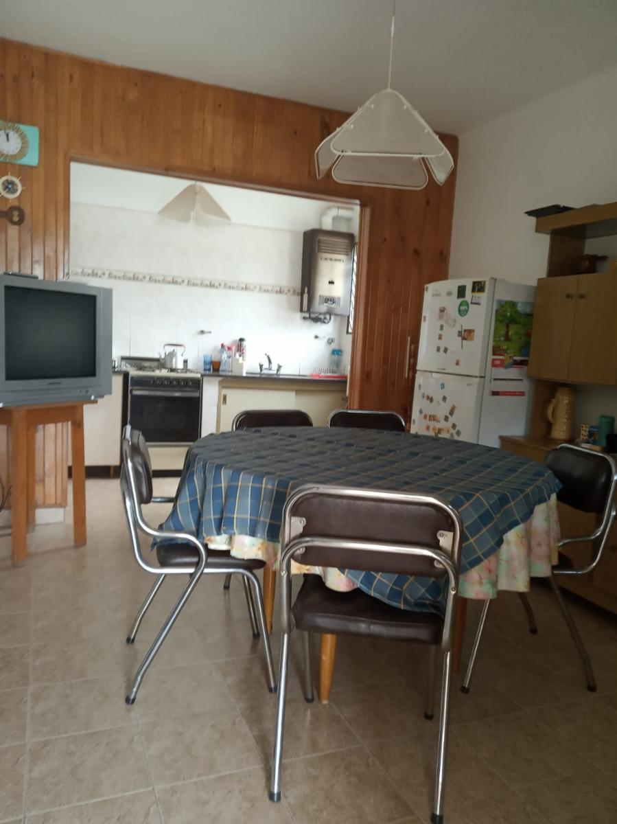 Casa Sobre avenida Sansot - 17