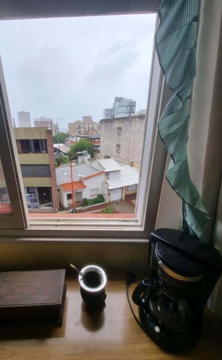 Departamento en pleno centro a dos cuadras del mar - 6