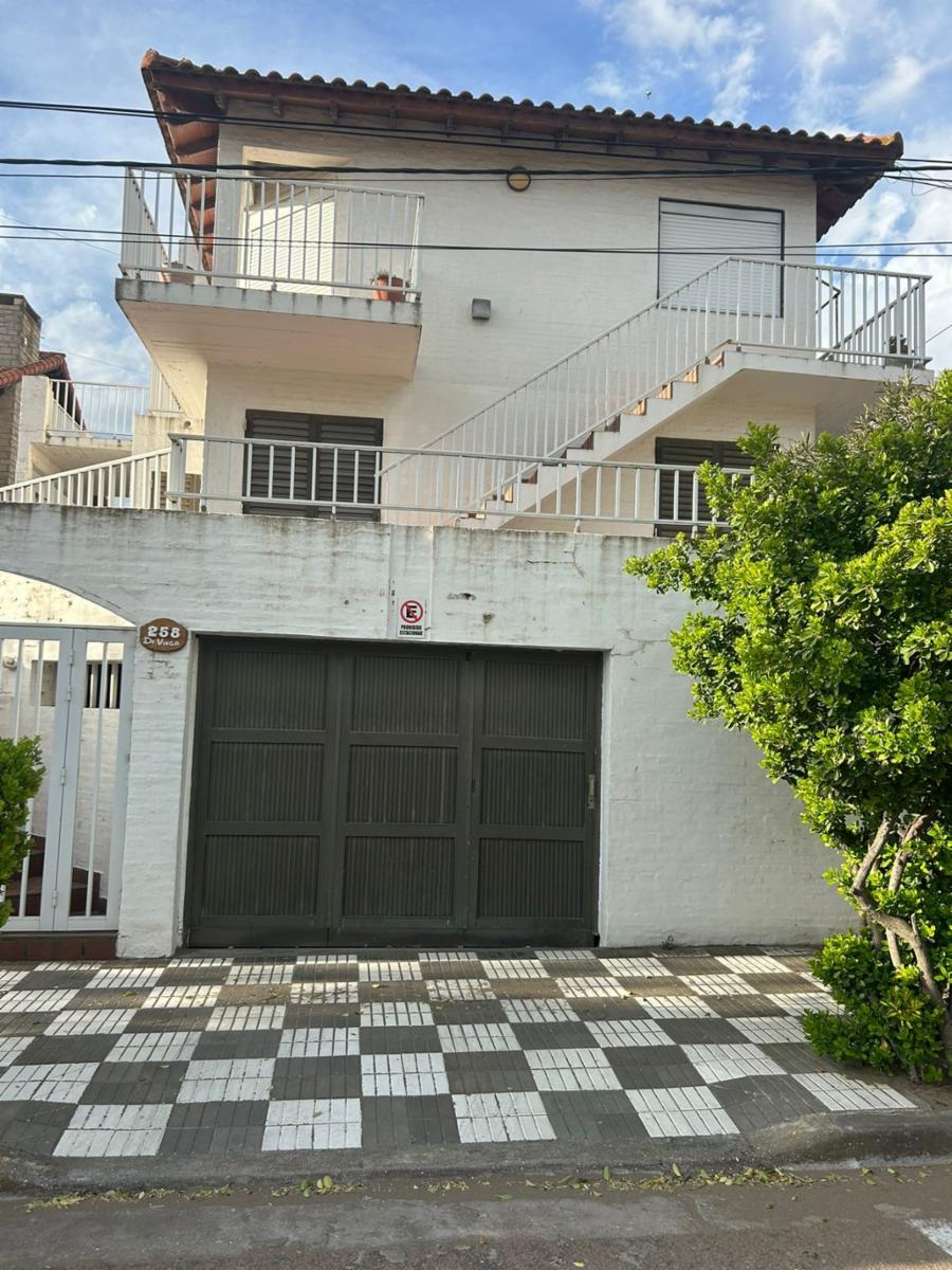Departamento para 6 personas a 1 cuadra del mar y 3 de la peatonal. - 1