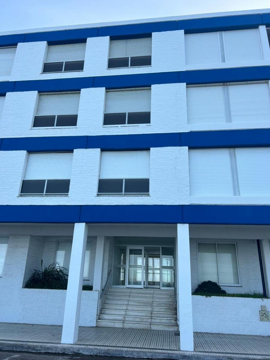 Departamento de dos dormitorios en edificio frente al mar — foto 2