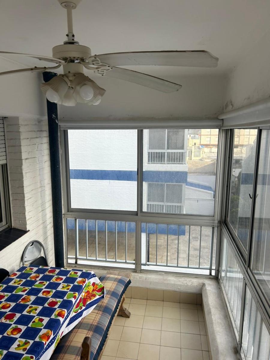 Departamento de dos dormitorios en edificio frente al mar — foto 4
