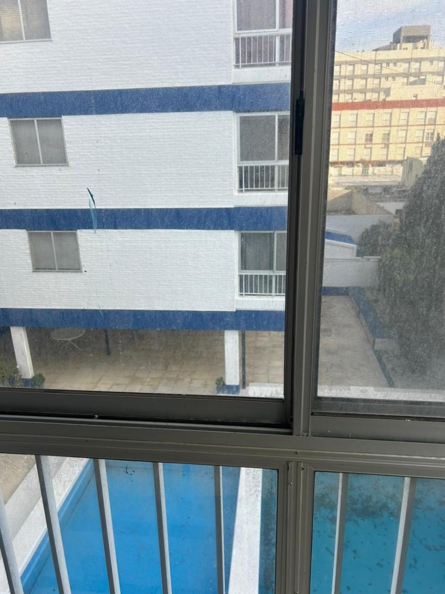 Departamento de dos dormitorios en edificio frente al mar — foto 9