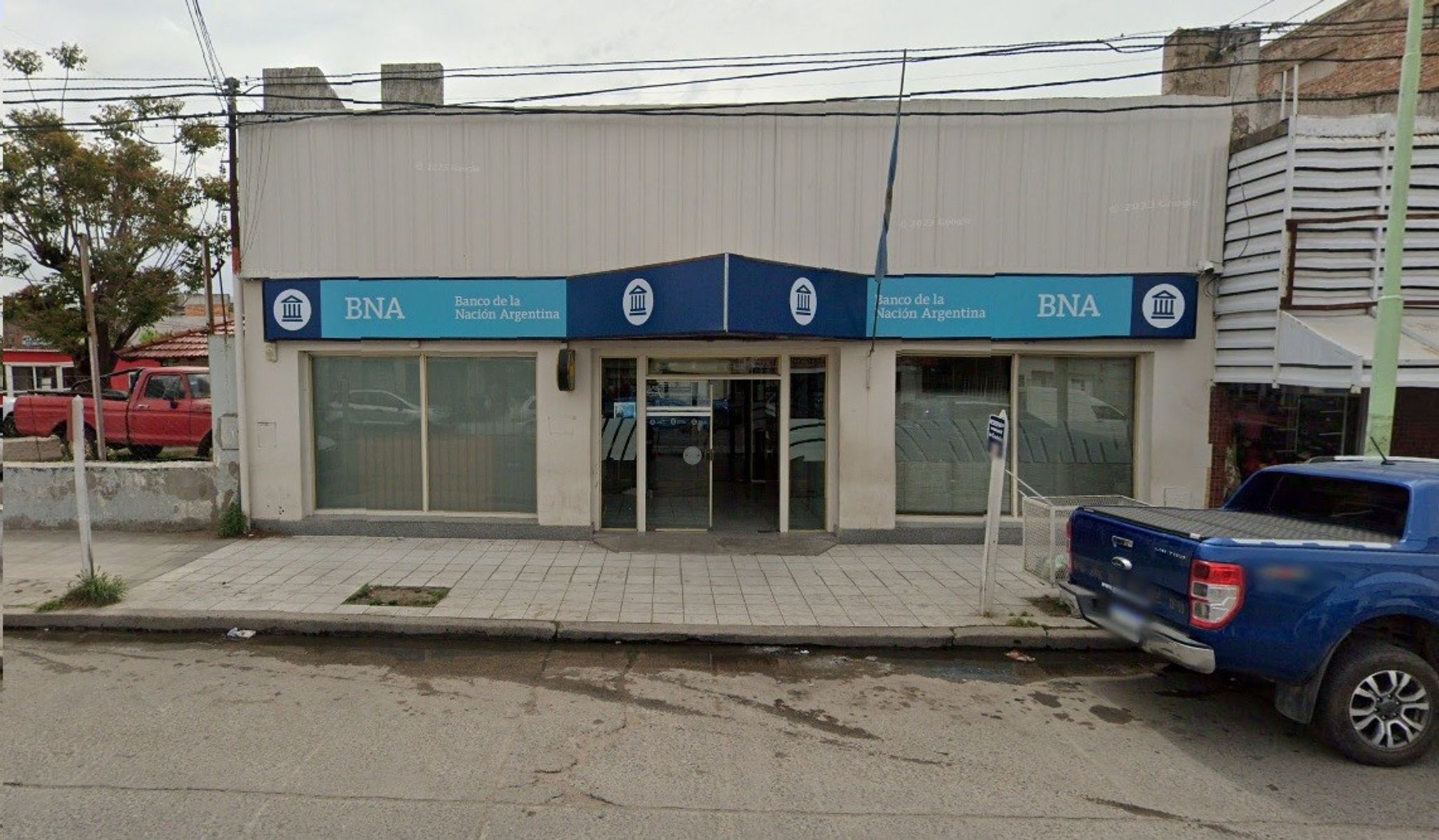 Amplio local comercial - Bahía Blanca