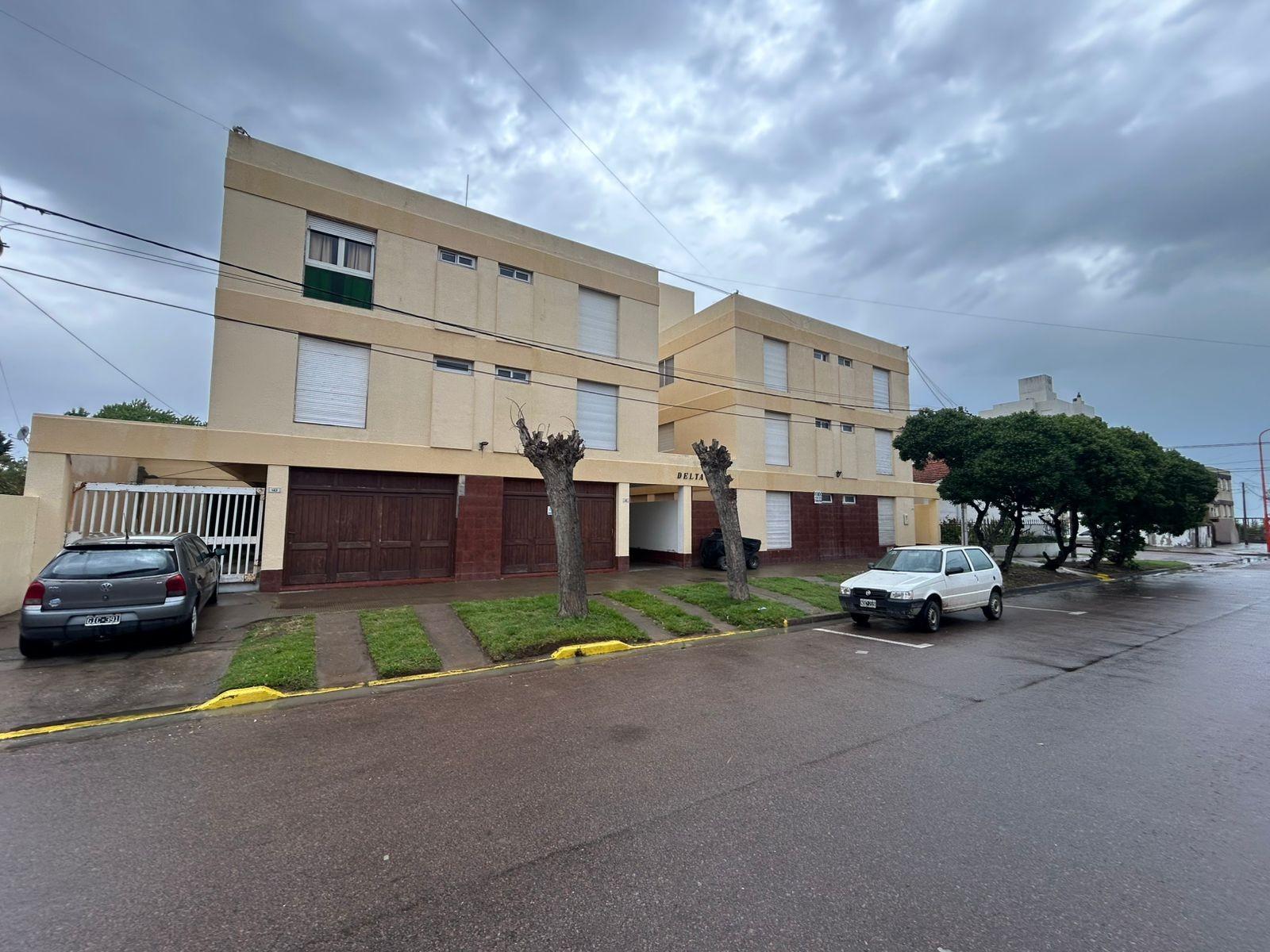Departamento de dos dormitorios a 150 metros del mar.