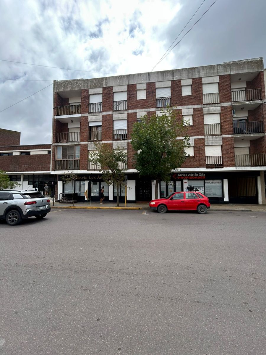 Departamento de un dormitorio con cochera