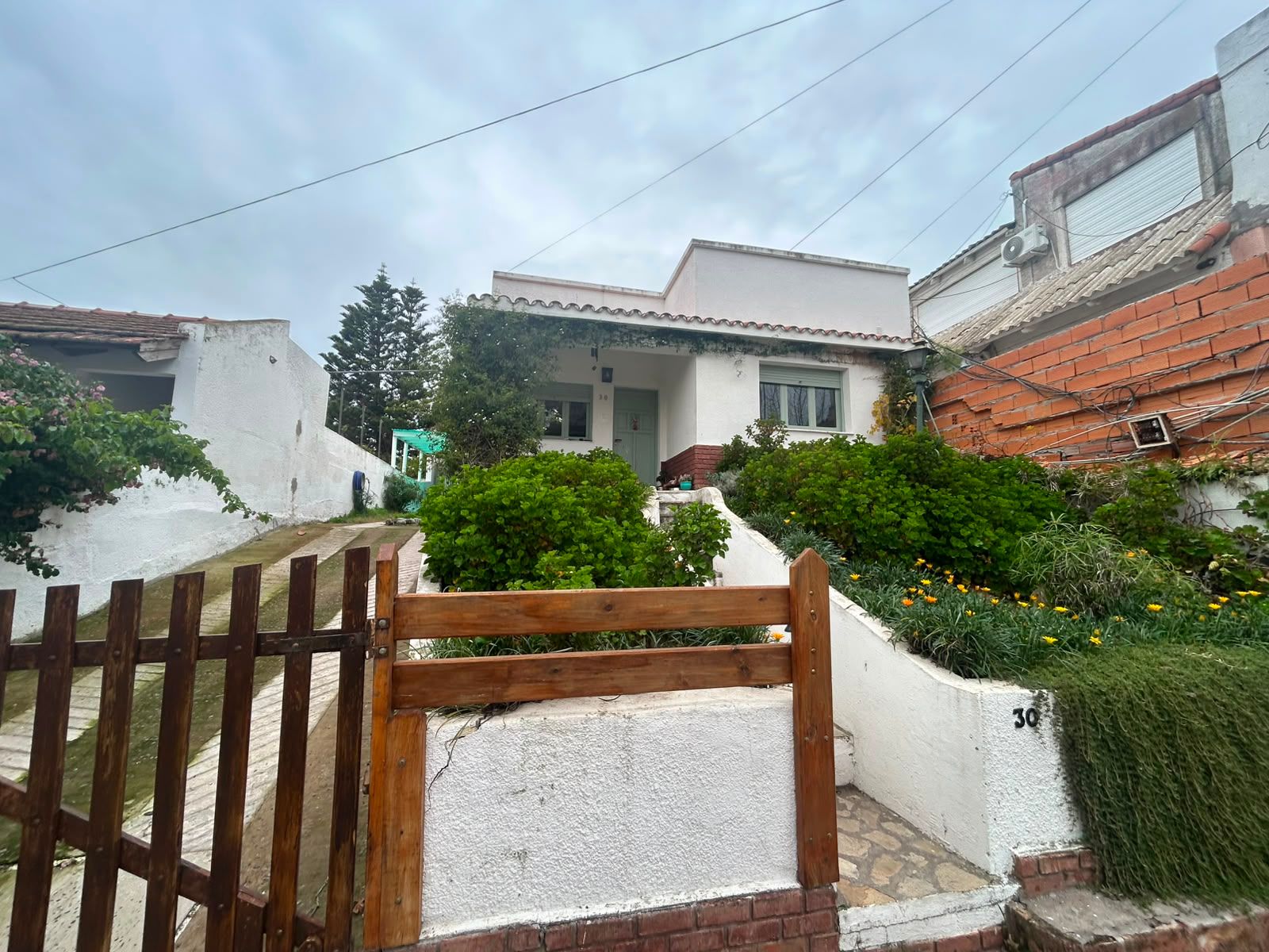 Hermosa casa en muy buen estado - 2