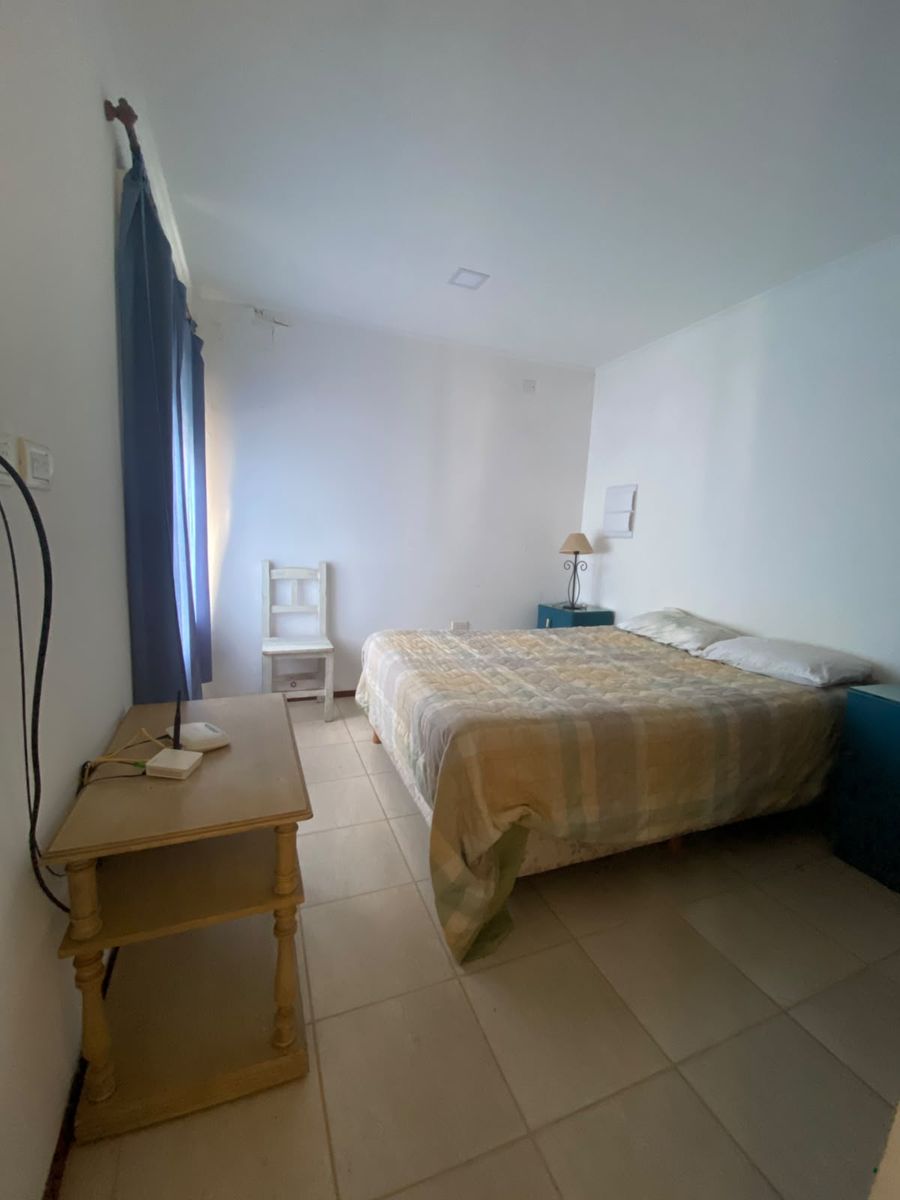 Casa de un dormitorio en barrio Parque Dufaur. — foto 5