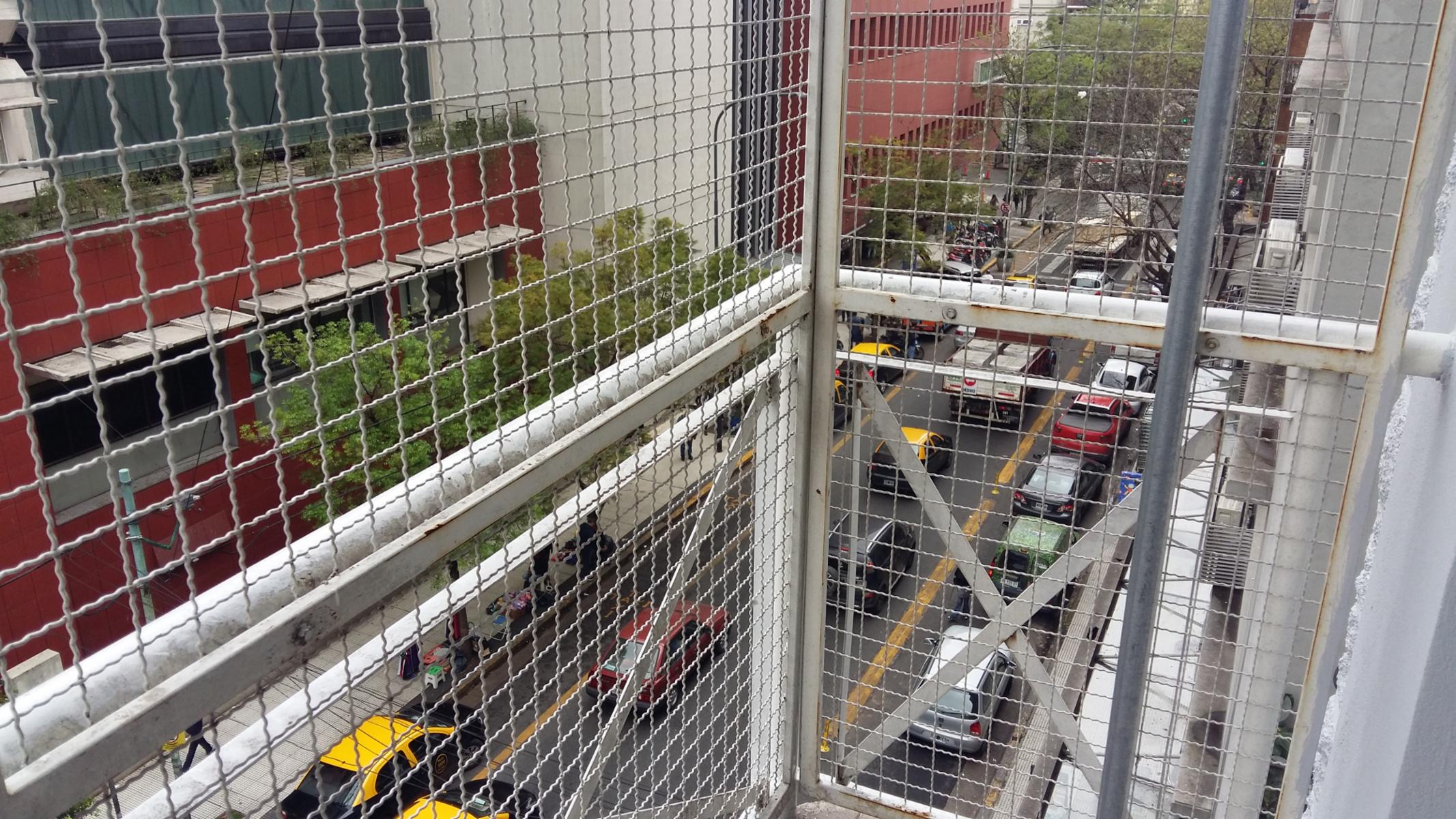 3 AMBIENTES FRENTE AL HOSPITAL ITALIANO — foto 2