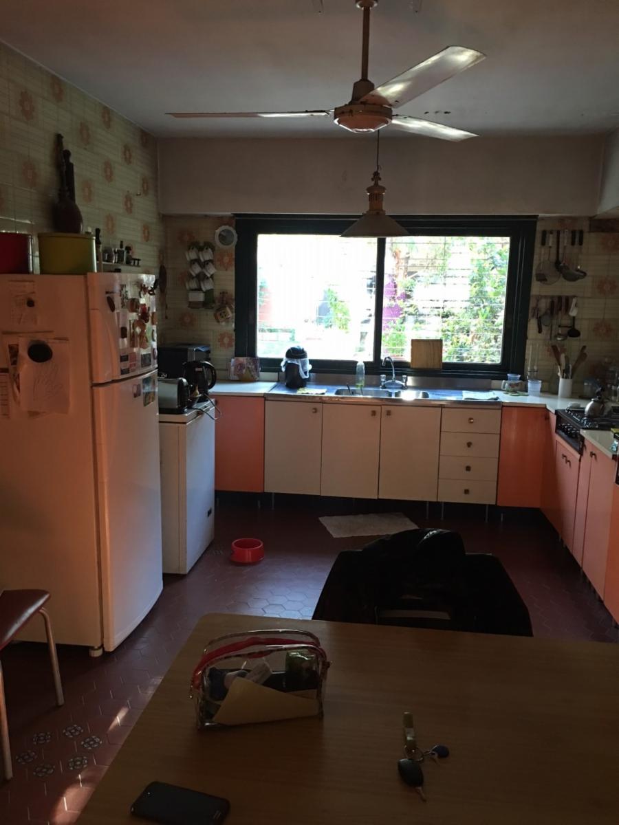 CASA DE 6 AMB. LOTE PROPIO. FRANCO AL 3400. V. DEVOTO - 16