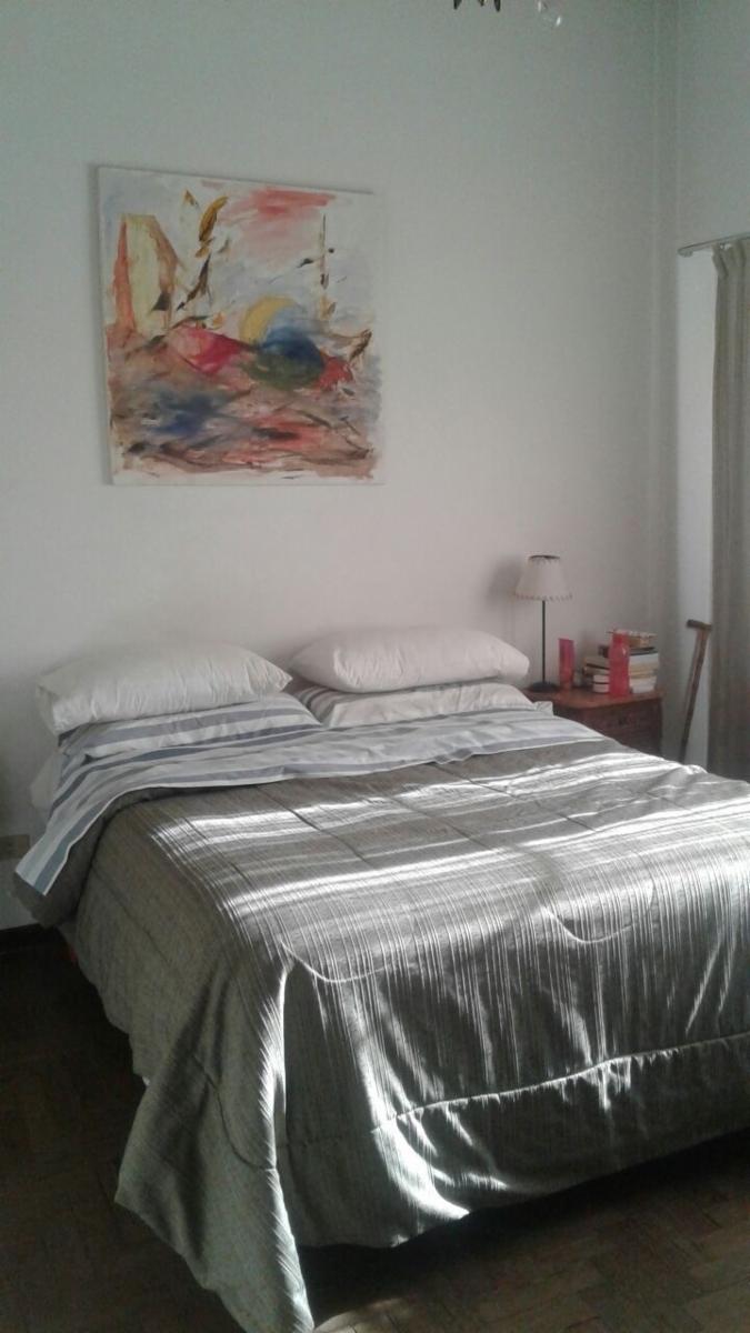 CASA DE 6 AMB. LOTE PROPIO. FRANCO AL 3400. V. DEVOTO - 25