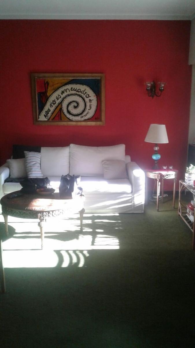 CASA DE 6 AMB. LOTE PROPIO. FRANCO AL 3400. V. DEVOTO - 30