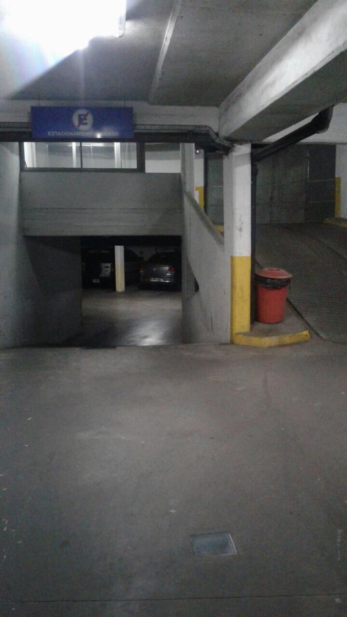 COCHERA CUBIERTA EN AV SAN MARTIN AL 6000 AGRONOMIA - 1