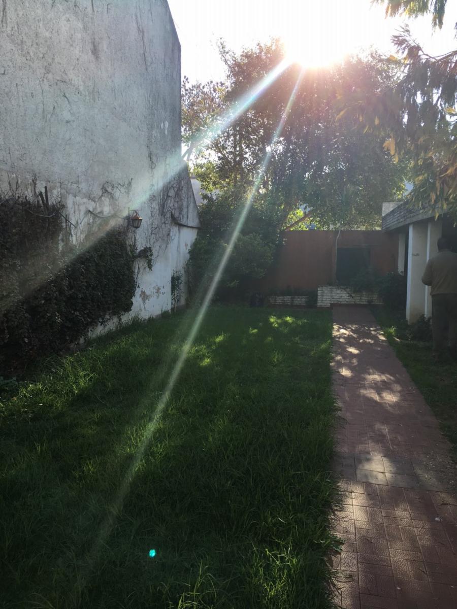 CASA DE 6 AMB. LOTE PROPIO FRANCO AL 3400 V. DEVOTO - 18