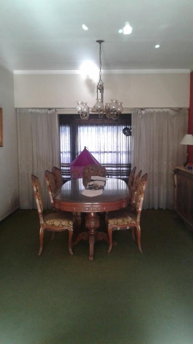 CASA DE 6 AMB. LOTE PROPIO FRANCO AL 3400 V. DEVOTO - 29