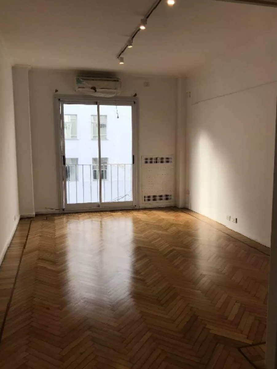 EXCELENTE DEPARTAMENTO 4 AMBIENTES , MUY LUMINOSO , APTO CRÉDITO. BALVANERA — foto 2