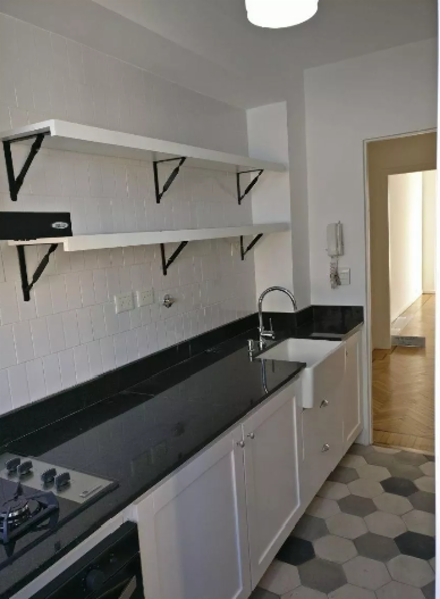 EXCELENTE DEPARTAMENTO 4 AMBIENTES , MUY LUMINOSO , APTO CRÉDITO. BALVANERA — foto 9