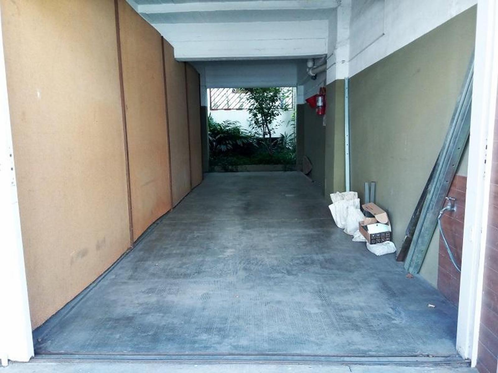EXCELENTE PH 3 AMBIENTES AMPLIOS CON BALCÓN , APTO CRÉDITO. — foto 2