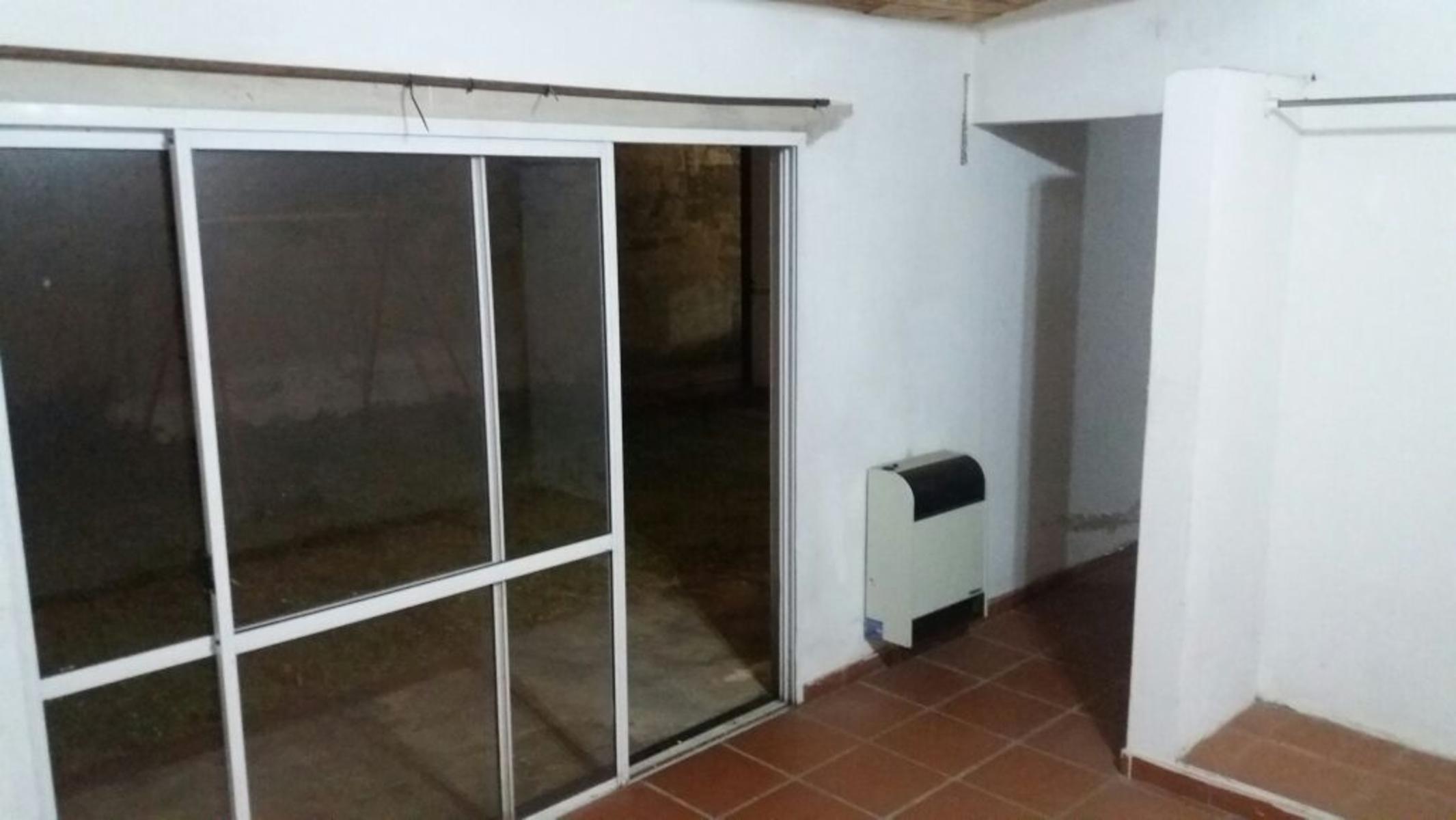 CASA 5 AMBIENTES APTO CRÉDITO EN QUILMES OESTE — foto 11