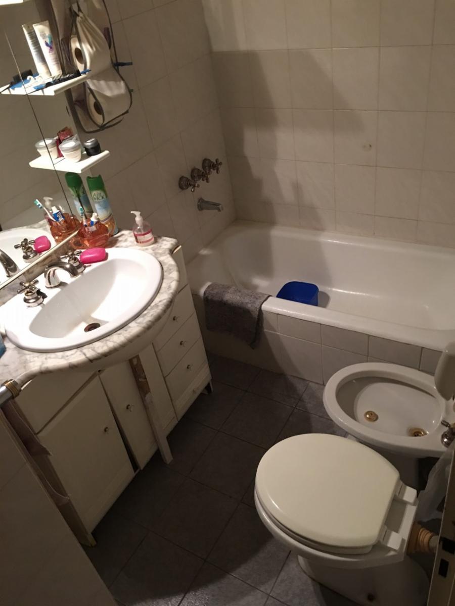 DEPARTAMENTO DE 3 AMBIENTES CON COCHERA , FLORES — foto 10