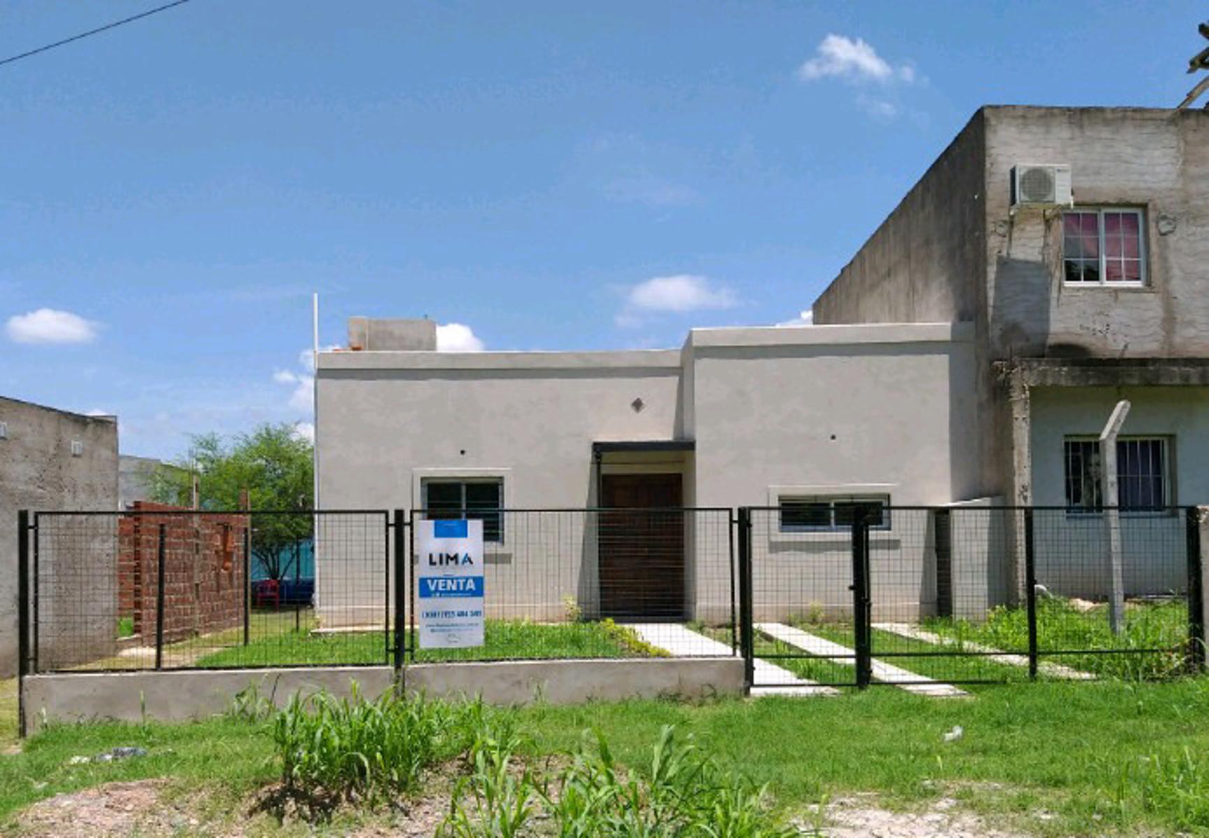 CASA EN VILLA CARMELA - OPORTUNIDAD