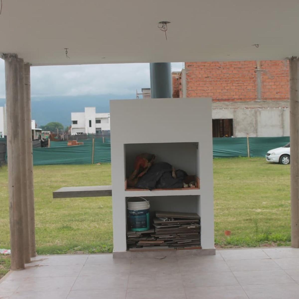 Barrio Privado Altos del Cebil 2 casa dos plantas a estrenar — foto 4