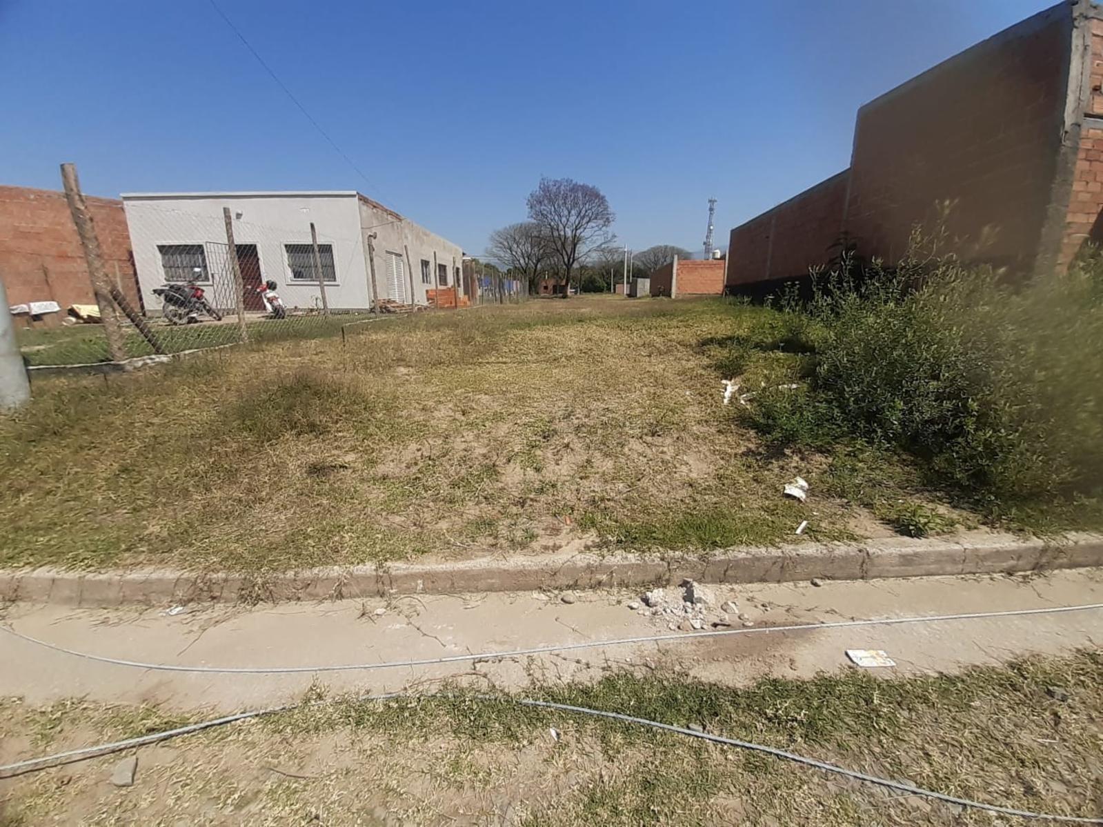 Loteo La TOMA , en cercania de Yerba buena, terrenos de 10 x 30 mts, apto para procrear, se reciben vehiculos. — foto 11