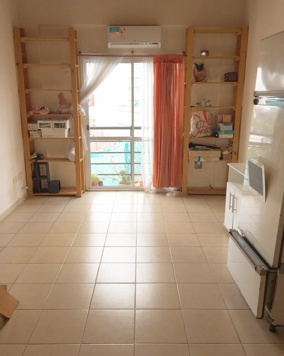 VENTA IMPECABLE MONOAMBIENTE C/ ENTREPISO Y COCHERA DESCUBIERTA. CALLE ECHAGÜE 32. A 50M DE AV. RIVADAVIA Y 500M DE ESTACIÓN MORÓN. — foto 4