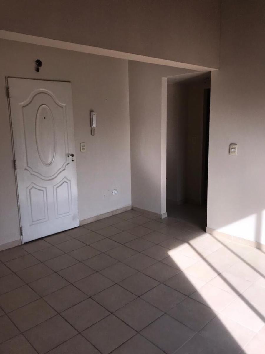 VENTA - Departamento 2 AMBIENTES, CASTRO CAMBÓN 215 AMETROS DEL SUPERMERCADO VEA. a 50m de RIVADAVIA Y 800M DE ESTACIÓN Morón. Buenos Aires — foto 4