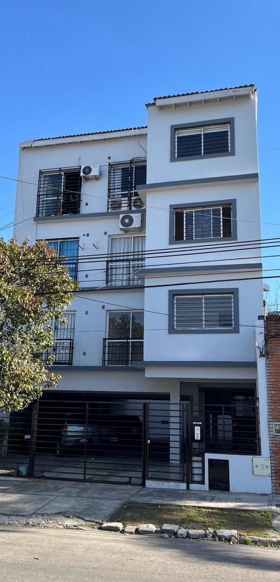 VENTA - Departamento 2 AMBIENTES, CASTRO CAMBÓN 215 AMETROS DEL SUPERMERCADO VEA. a 50m de RIVADAVIA Y 800M DE ESTACIÓN Morón. Buenos Aires — foto 8