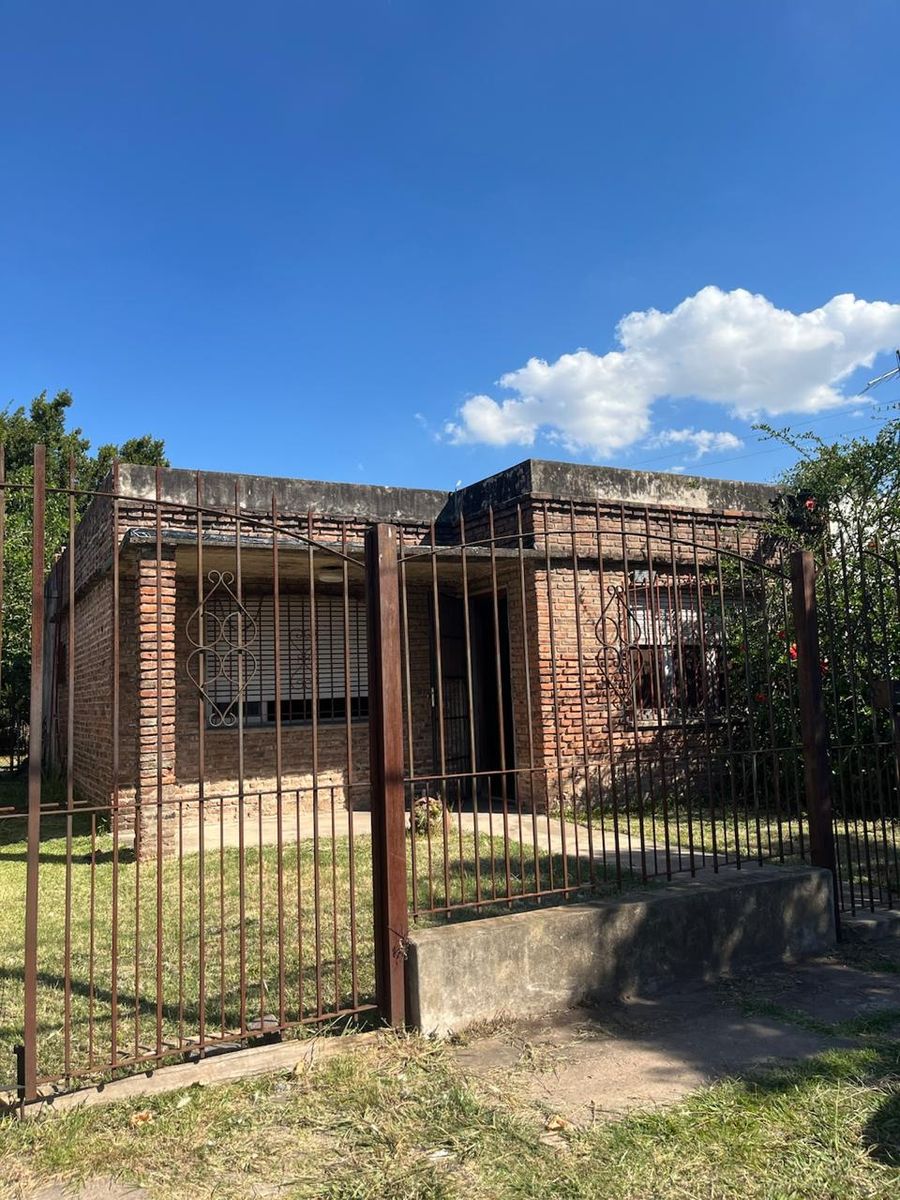 Venta casa Morón sur - 1