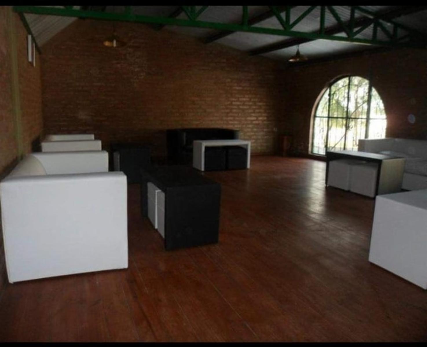 EN VENTA amplia propiedad — foto 6