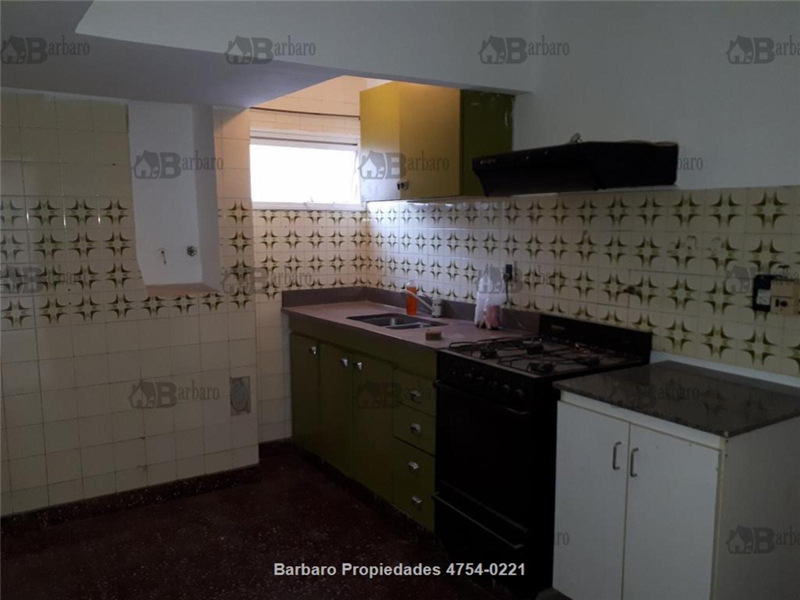 Barbaro Vende Departamento en San Martin Centro muy buen estado — foto 4