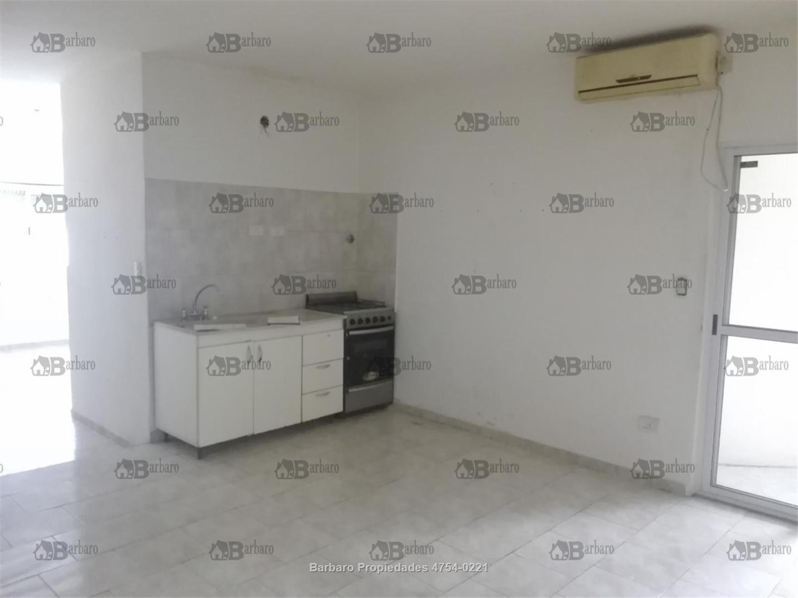 Barbaro Vende Departamento tipo casa en San Martin Centro — foto 3