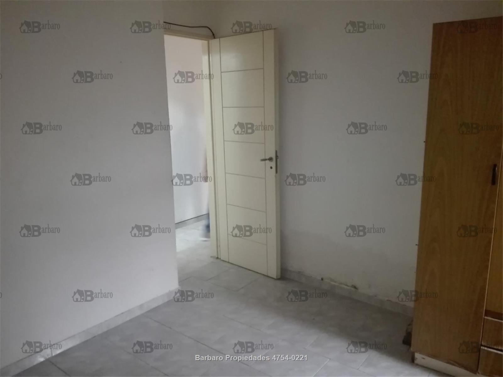 Barbaro Vende Departamento tipo casa en San Martin Centro — foto 4